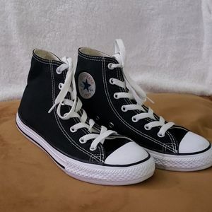 Converse Youth